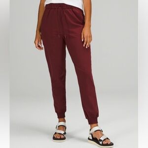 EUC Lululemon Stretch High Rise Jogger *Full Length Color Casis Size 10